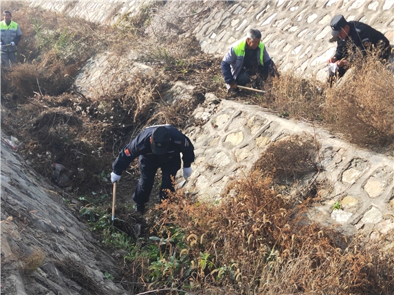 C:\Users\Administrator\Pictures\6370856744033717783620258.jpg C:\Users\Administrator\Pictures\6370856744033717783620258.jpg